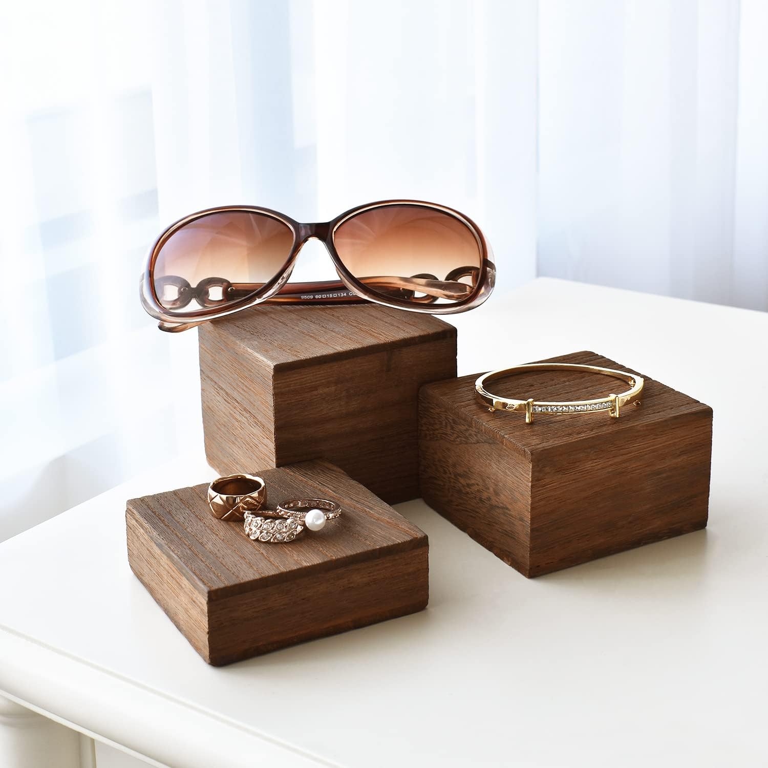 Wooden Display Risers Set - 3  - Display Risers Set avis et prix